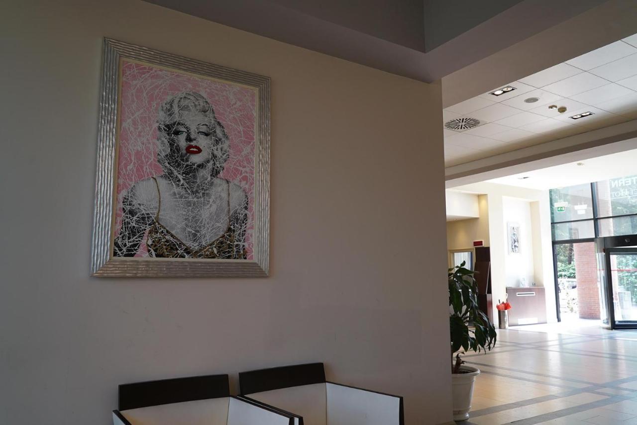 Cremona Palace Hotel Costa Santʼ Abramo Extérieur photo