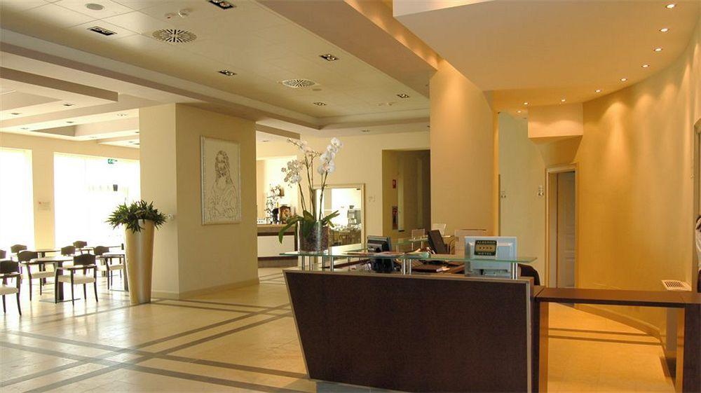 Cremona Palace Hotel Costa Santʼ Abramo Extérieur photo