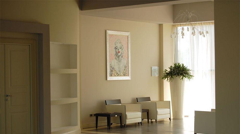 Cremona Palace Hotel Costa Santʼ Abramo Extérieur photo